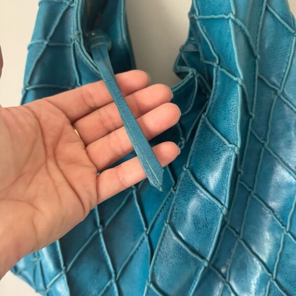 Steve Madden Y2K Large Textured Shoulder Bag Turquoise Vegan - Picture 4 of 10